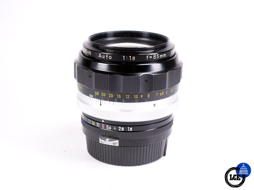 Nikon 85mm f/1.8 pre Ai