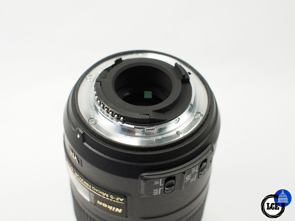 Nikon DX 85mm f3.5G VR Macro