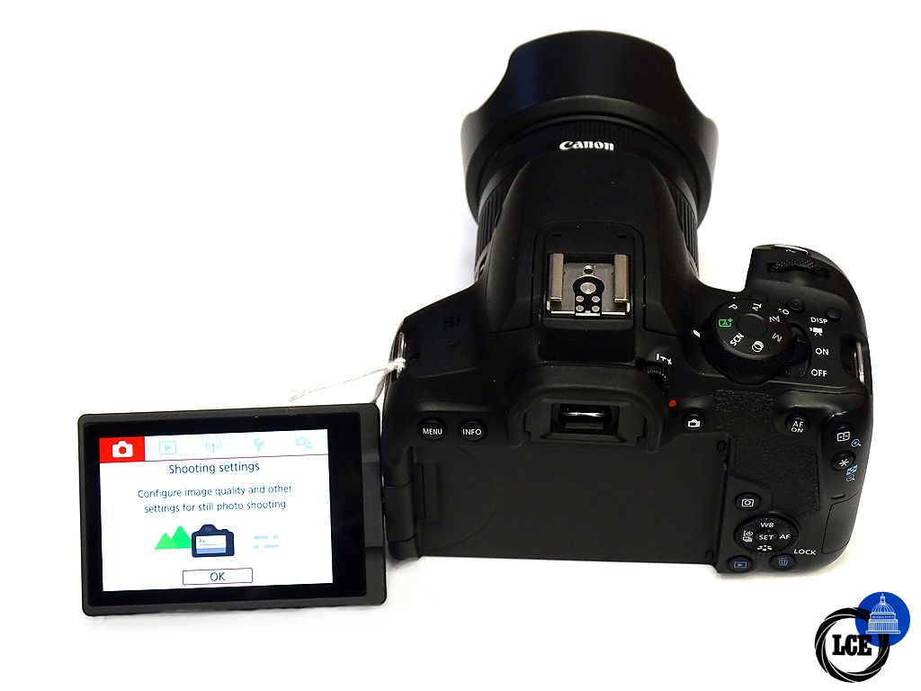 Canon EOS 850D 18-55mm IS