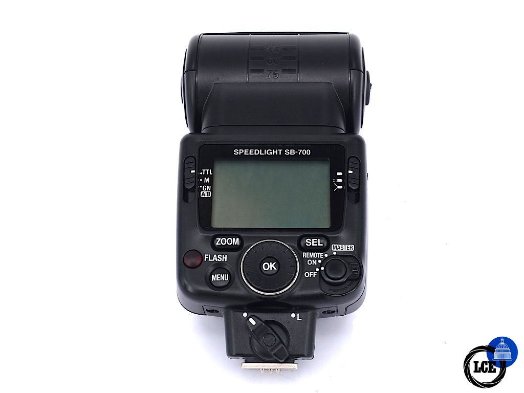 Nikon Speedlight SB-700 | 4*