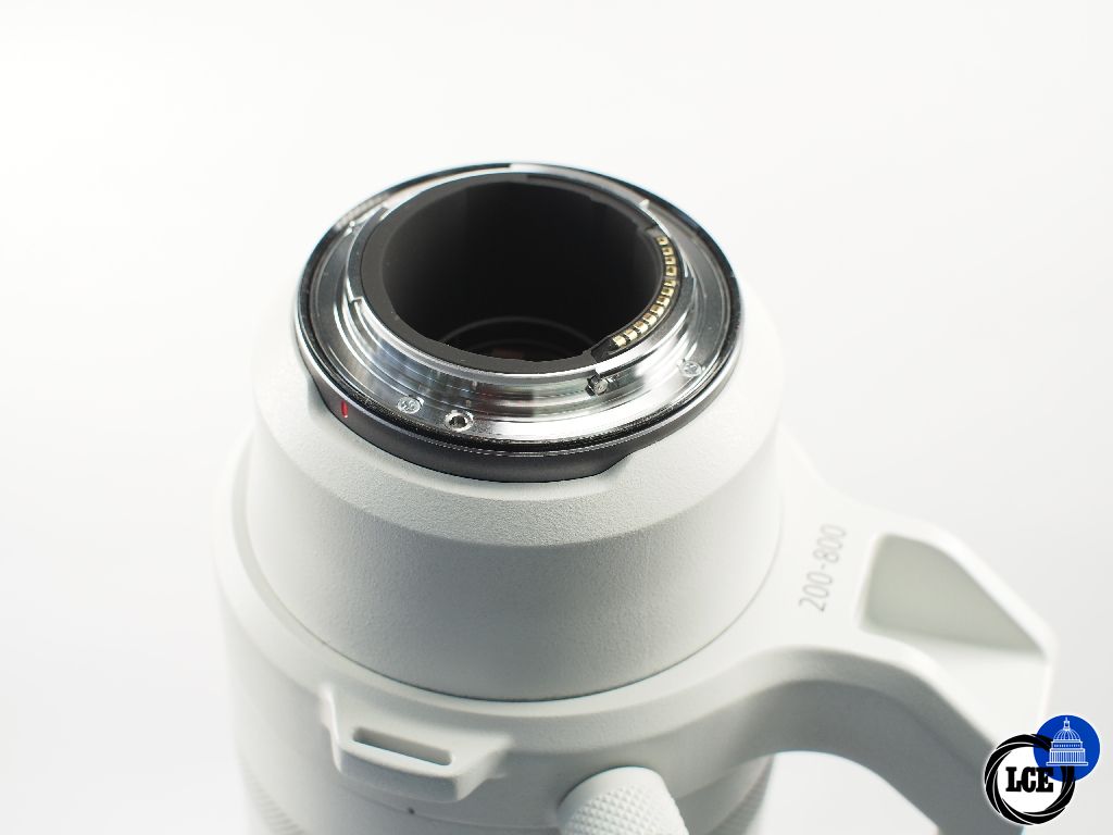 Canon RF 200-800mm F6.3-9 IS 