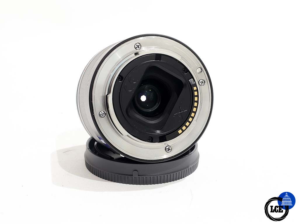 Sony FE 35mm f2.8 ZA Zeiss T*