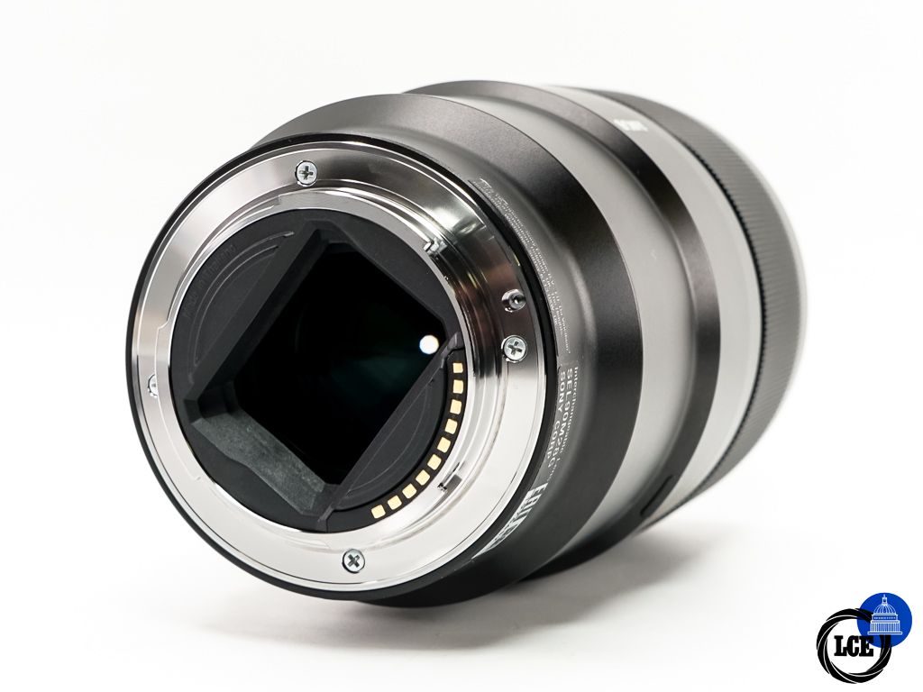 Sony FE 90mm F2.8 G OSS Macro 