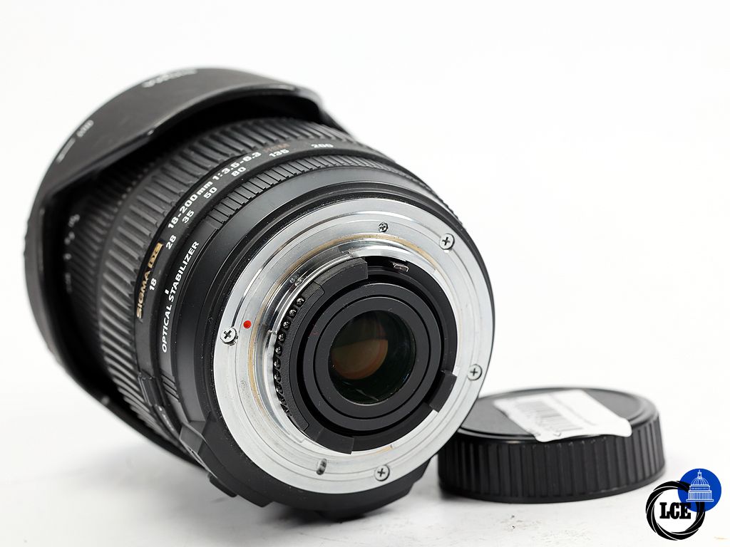Sigma 18-200mm f/3.5-6.3 HSM 