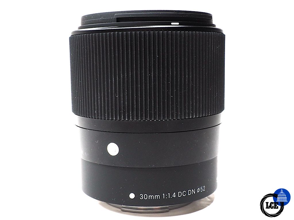 Sigma EF-M 30mm F4 DC DN