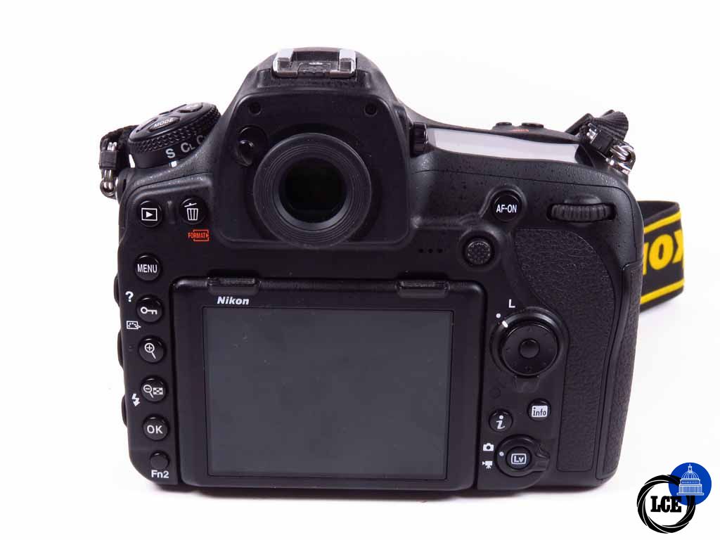 Nikon D850