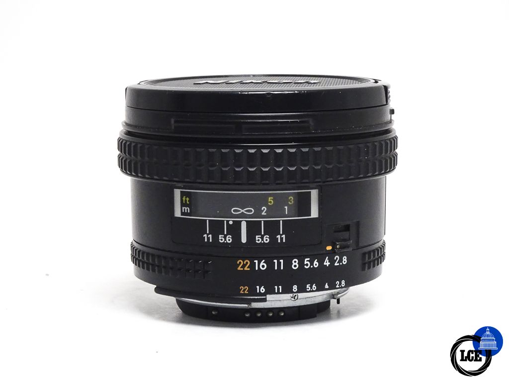 Nikon 20mm f/2.8D