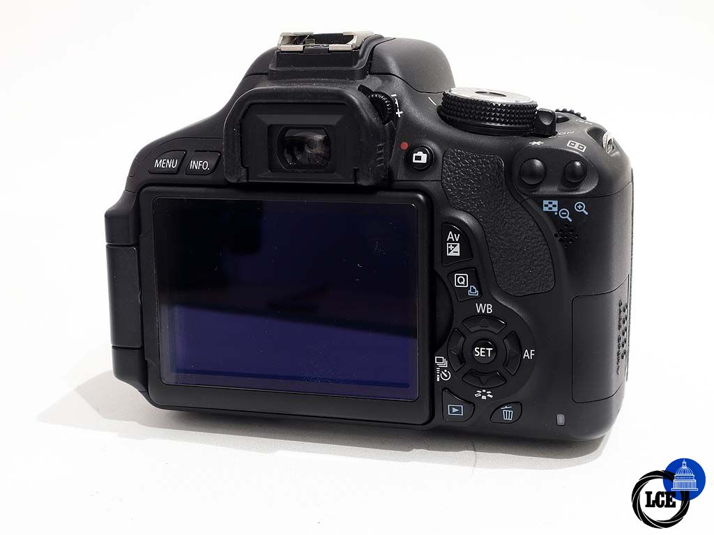 Canon EOS 600D + 18-55mm