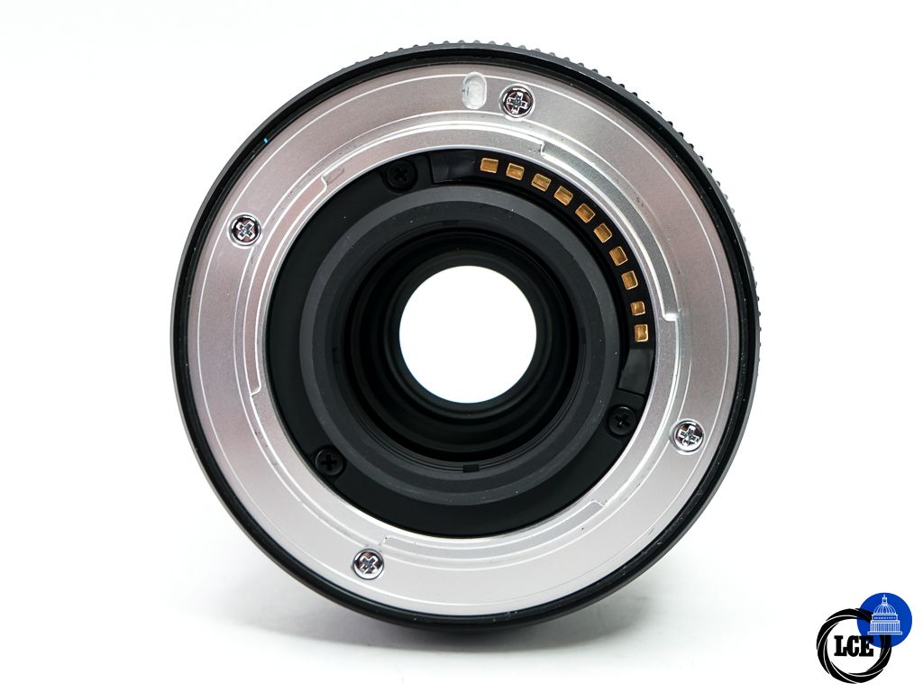 FujiFilm XF 35mm F2 R WR Black * BOXED *