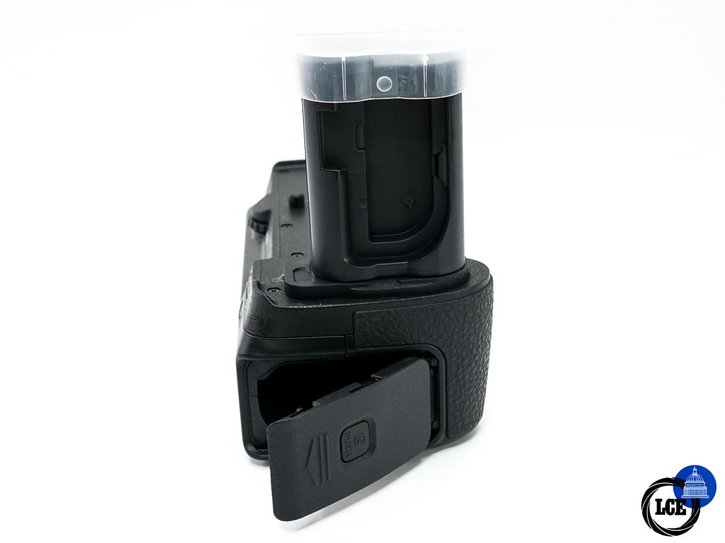 Nikon MB-N10 Battery Pack * MINT & BOXED *