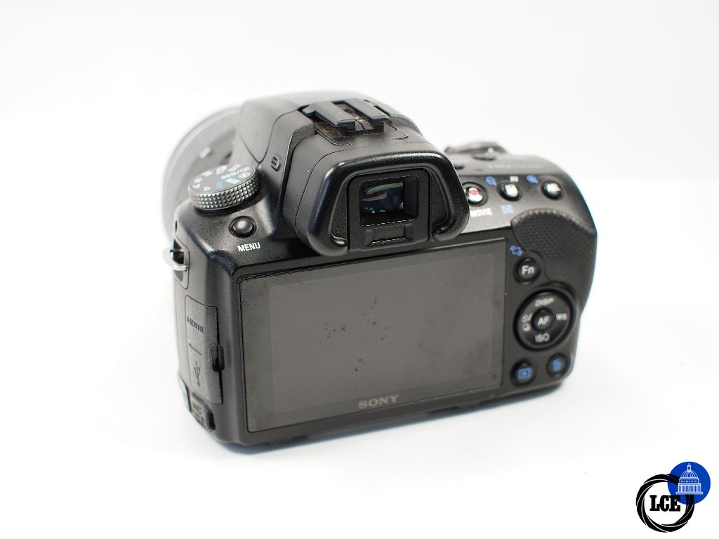 Sony A35 + 18-55mm F3.5-5.6 SAM
