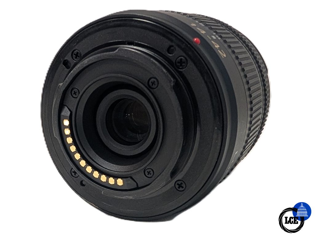 Panasonic Lumix G 14-42mm F3.5-5.6 Mega O.I.S H-FS014042