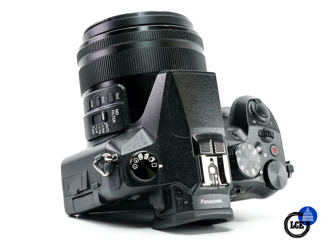 Panasonic Lumix FZ2000