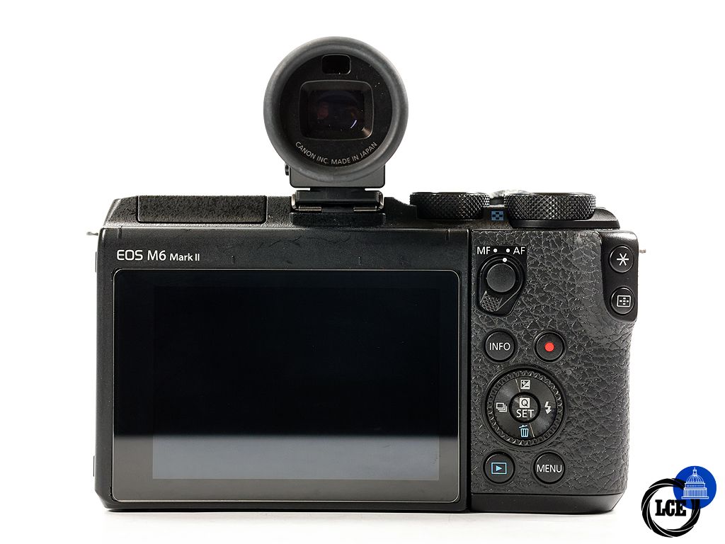 Canon EOS M6 Mark II +15-45mm + EVF-DC2 | 1276986