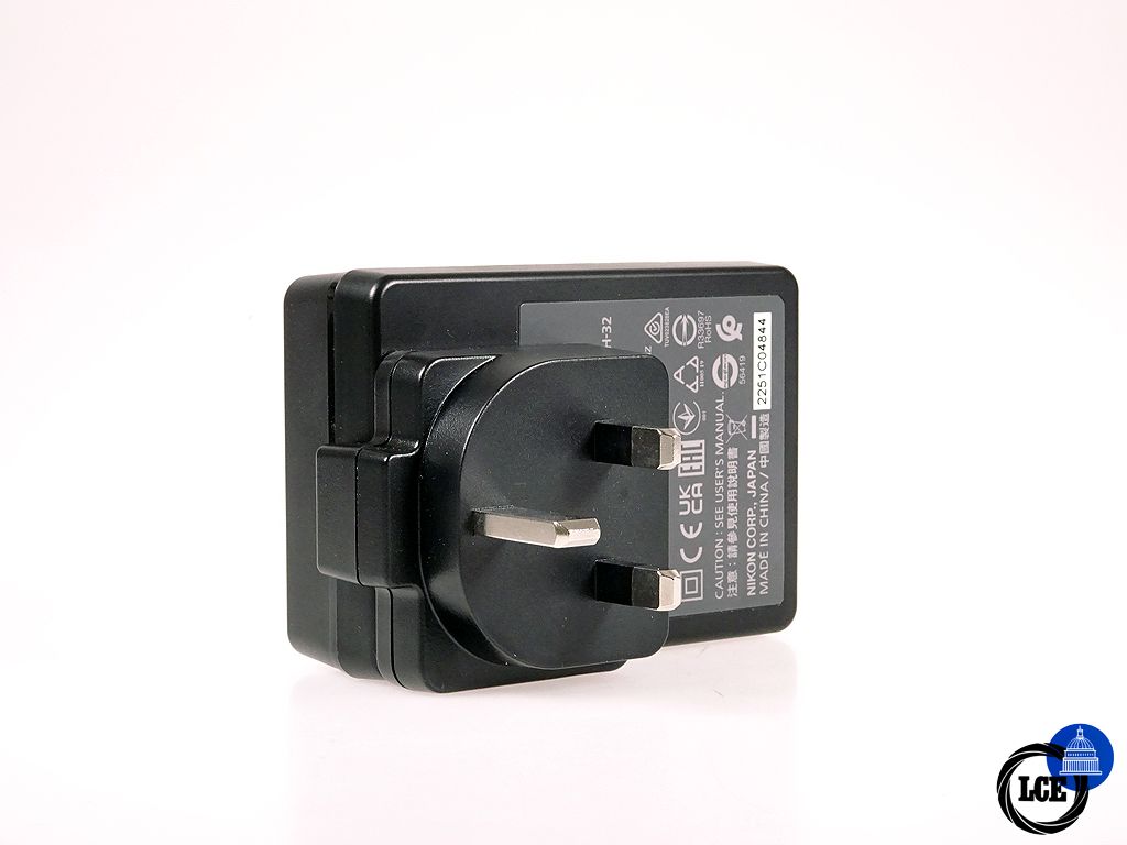 Nikon MH-32 Charger