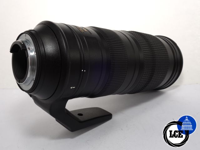 Nikon AF-S 200-500mm F/5.6 E  ED VR