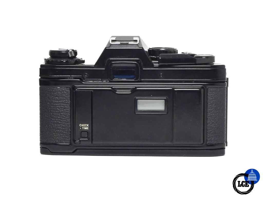 Olympus OM-10 + Auto-S 50mm f/1.8