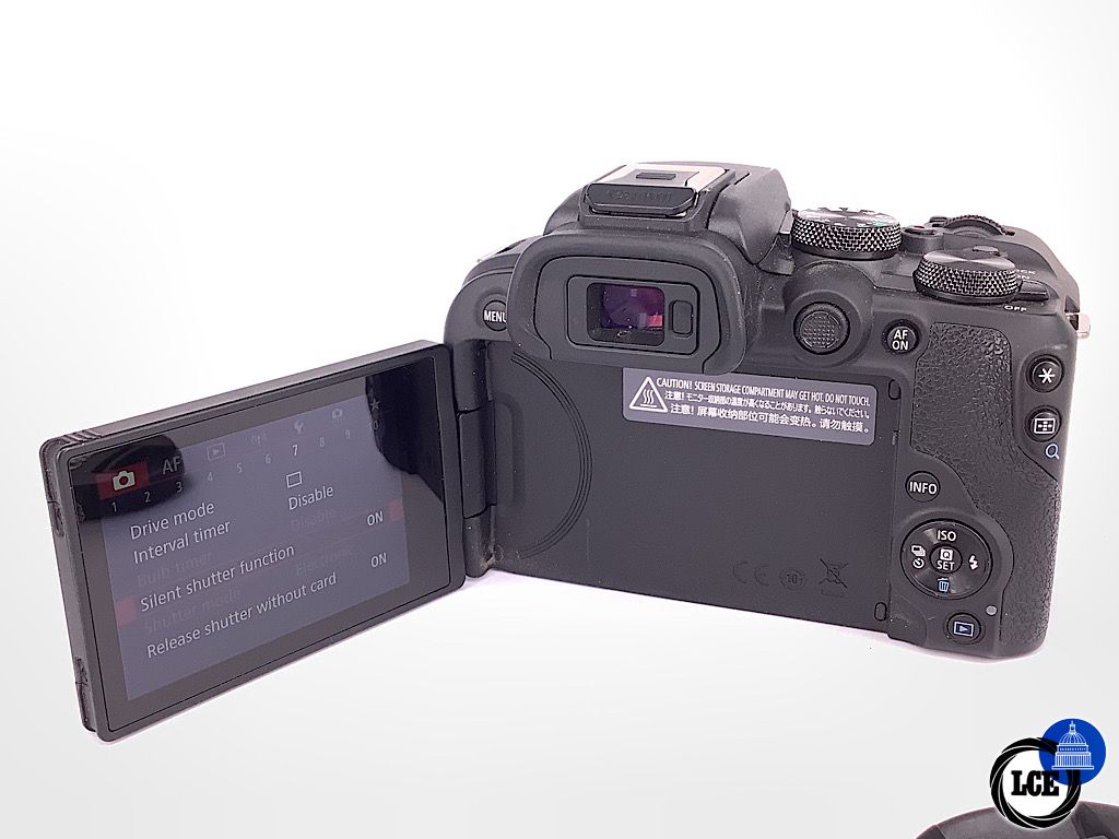 Canon EOS R10 + 18-45mm IS