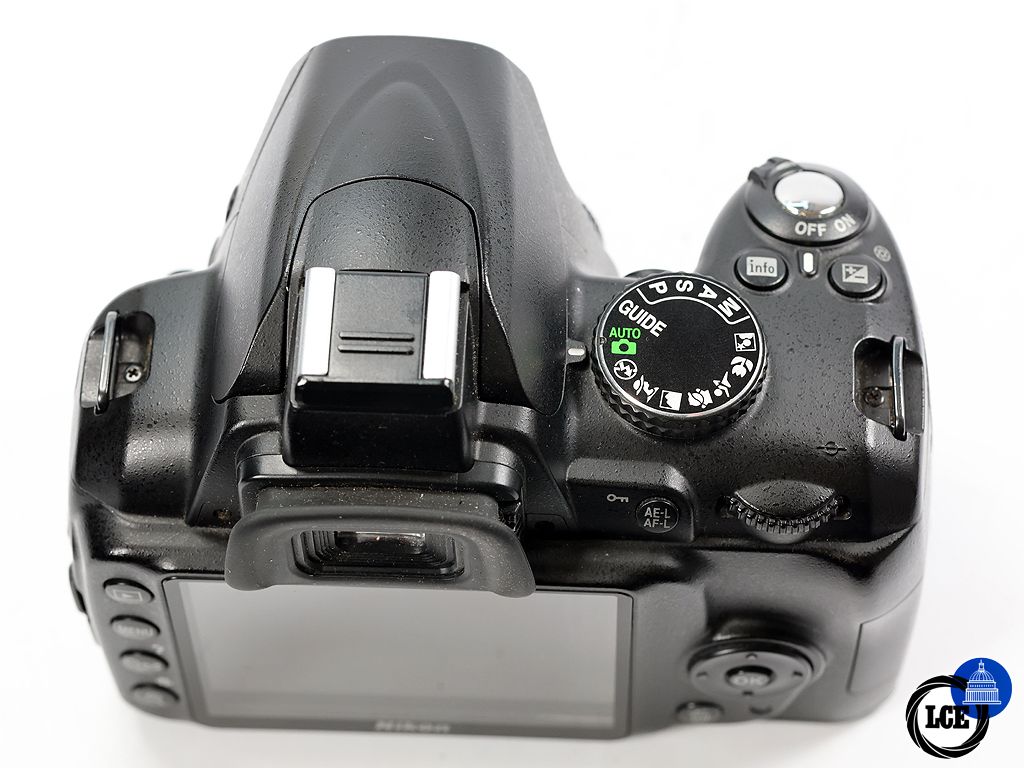 Nikon D3000 Body | 1276912