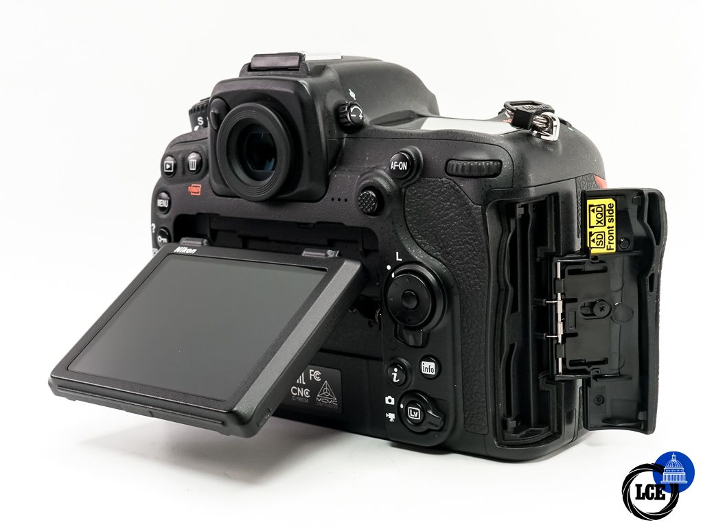 Nikon D500 Body * BOXED / SHUTTER COUNT 11.4K *
