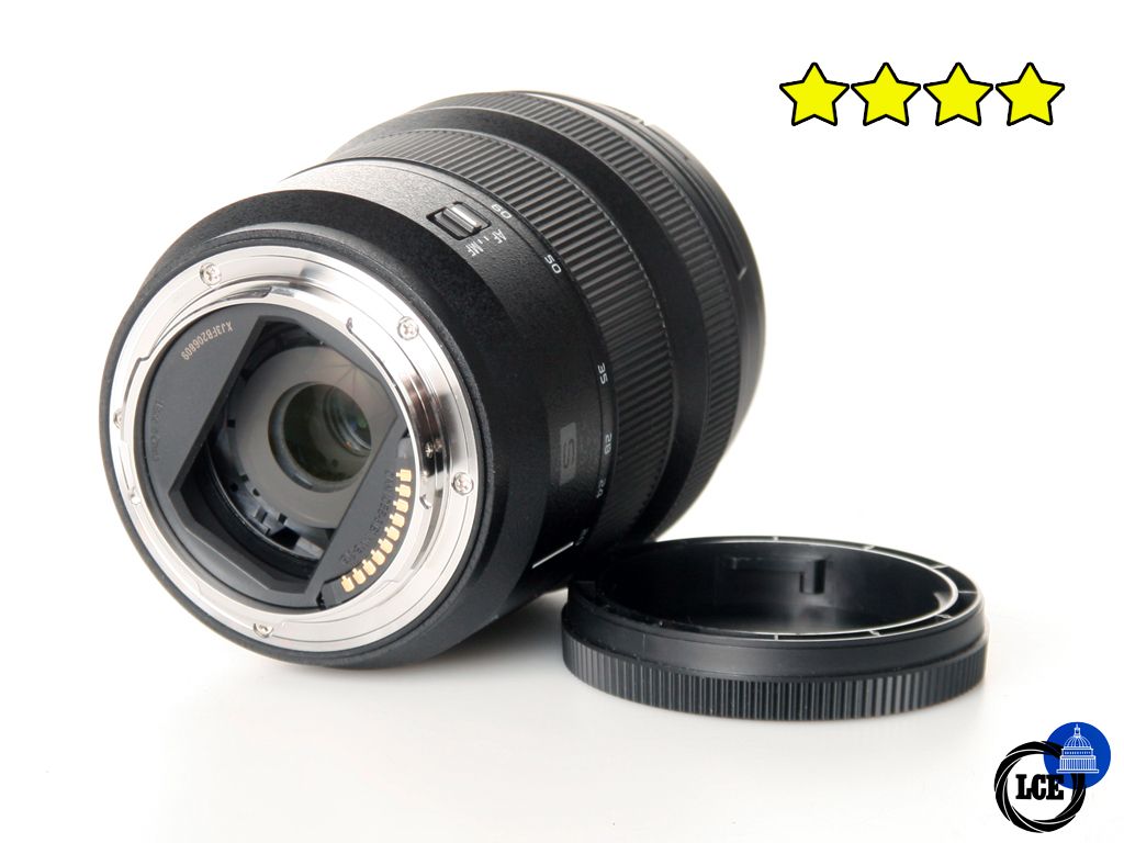 Panasonic LUMIX S 20-60mm F3.5-5.6 (with Hood)