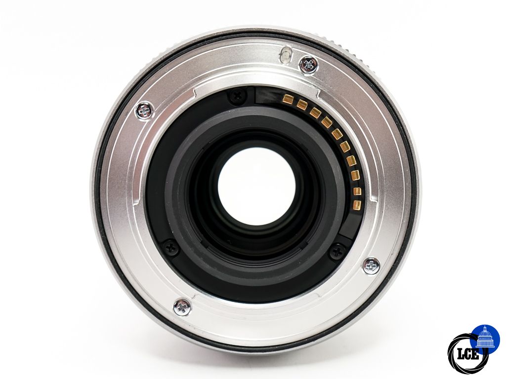 FujiFilm XF 35mm F2 R WR Silver