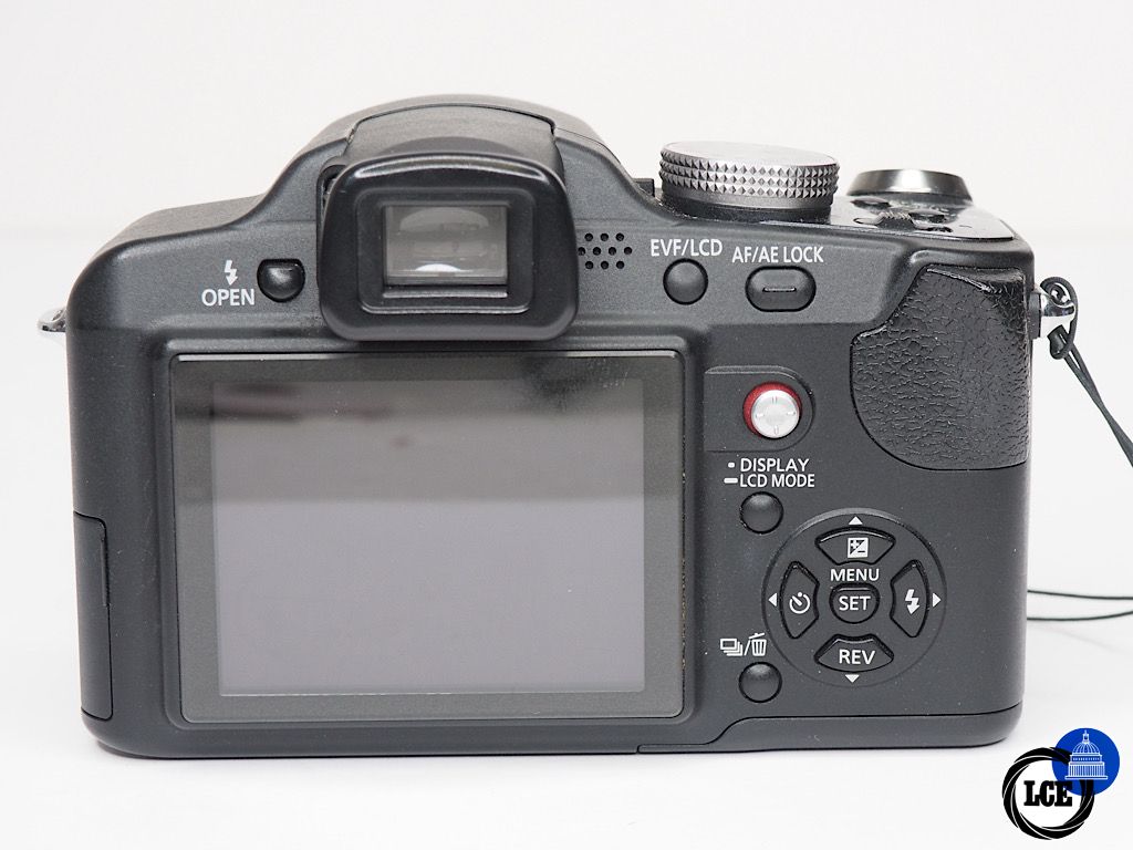 Panasonic Lumix FZ-18