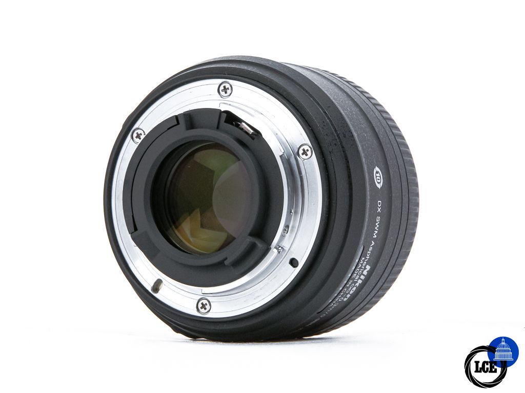 Nikon AF-S 35mm f1.8 G DX