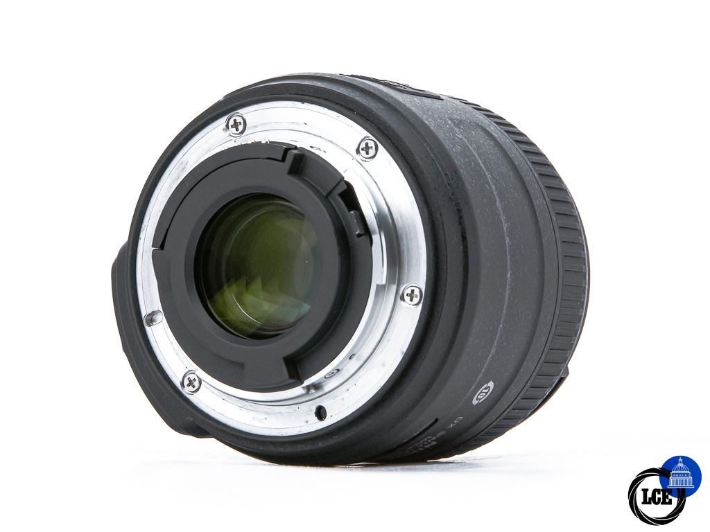 Nikon AF-S 40mm f2.8 G Macro DX