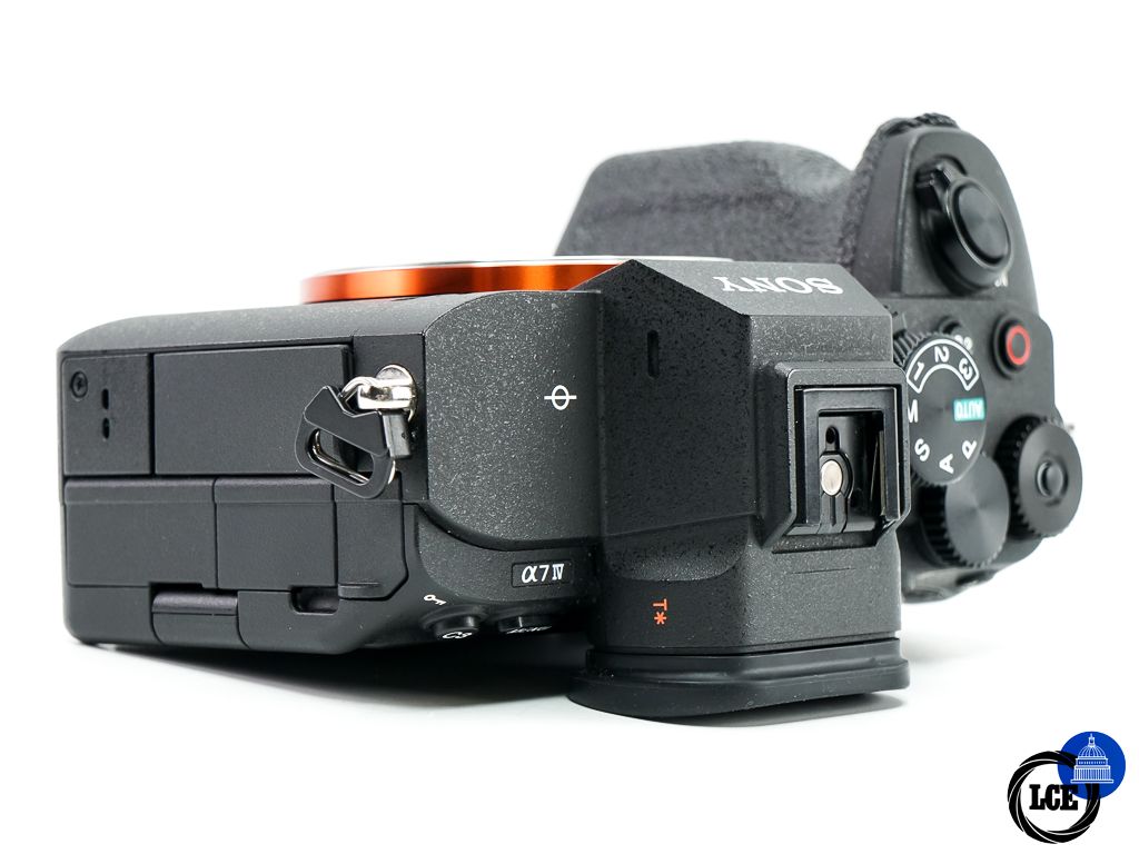 Sony A7 IV Body * BOXED *