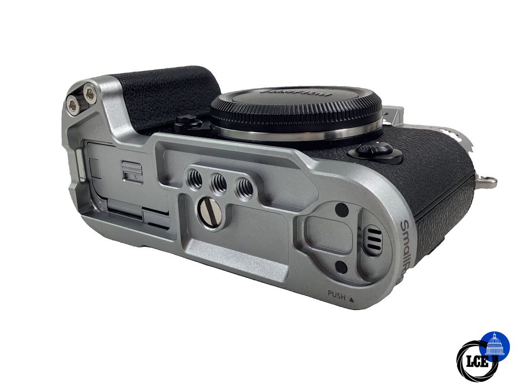 FujiFilm X-T50 Body + SmallRig Grip