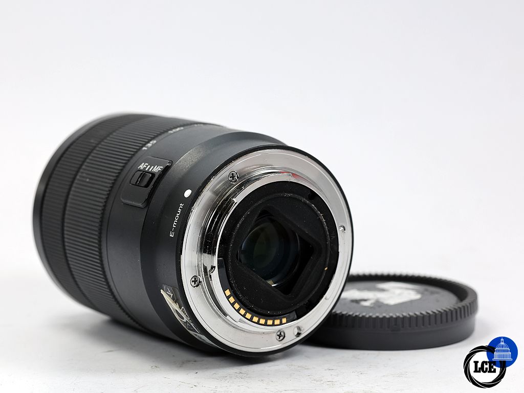 Sony E 18-135mm f/3.5-5.6 OSS