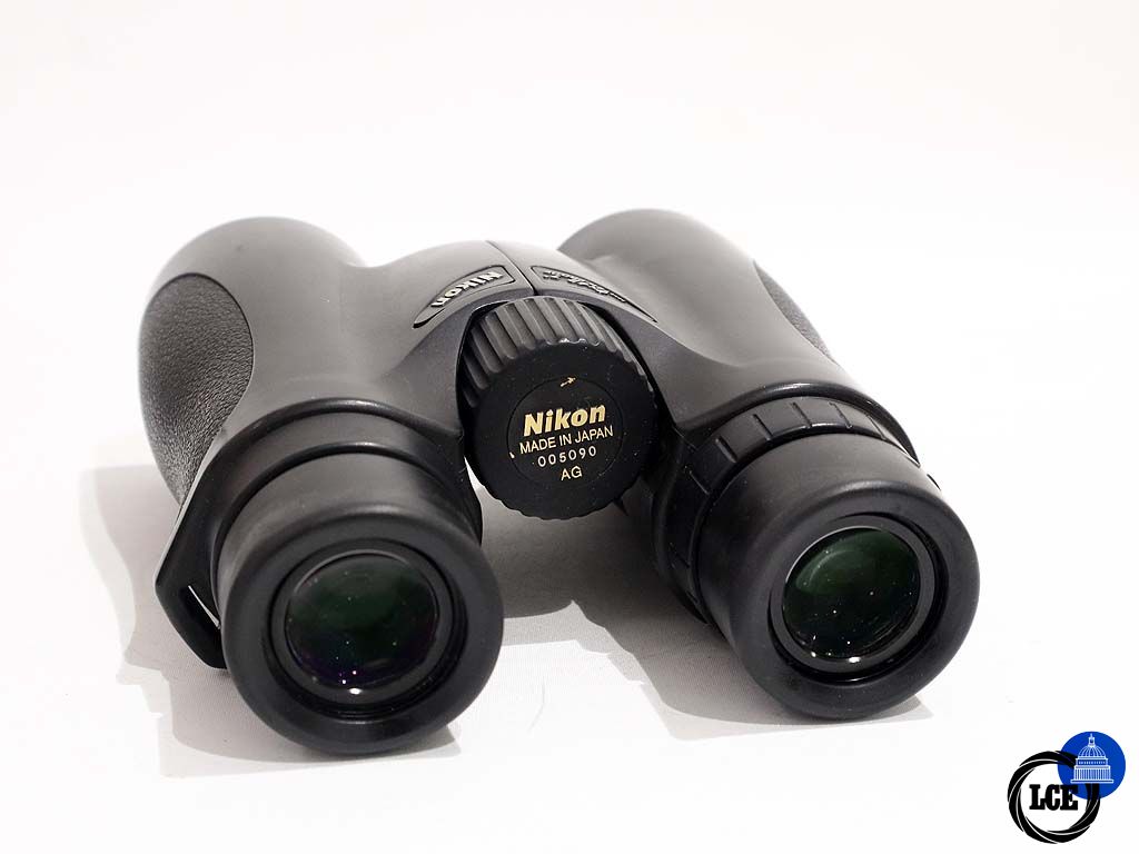 Nikon 8x42 HG DCF Binocular