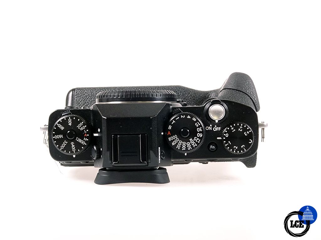 FujiFilm X-T3 Body + VG-XT3 Grip