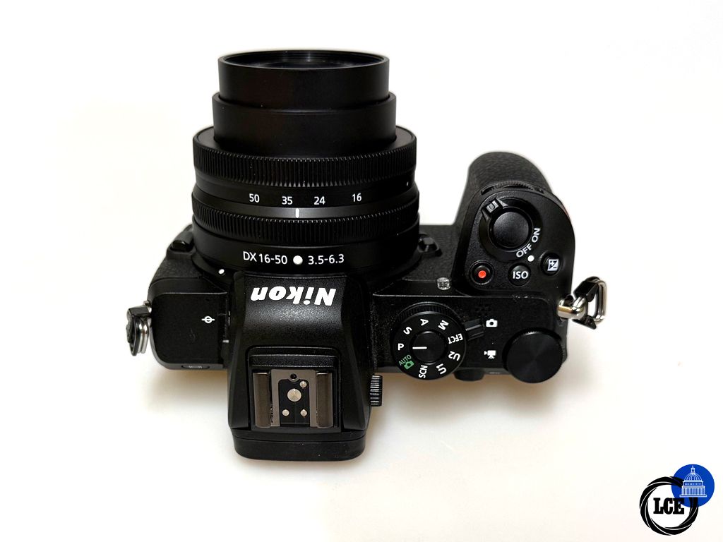 Nikon Z50 + 16-50mm