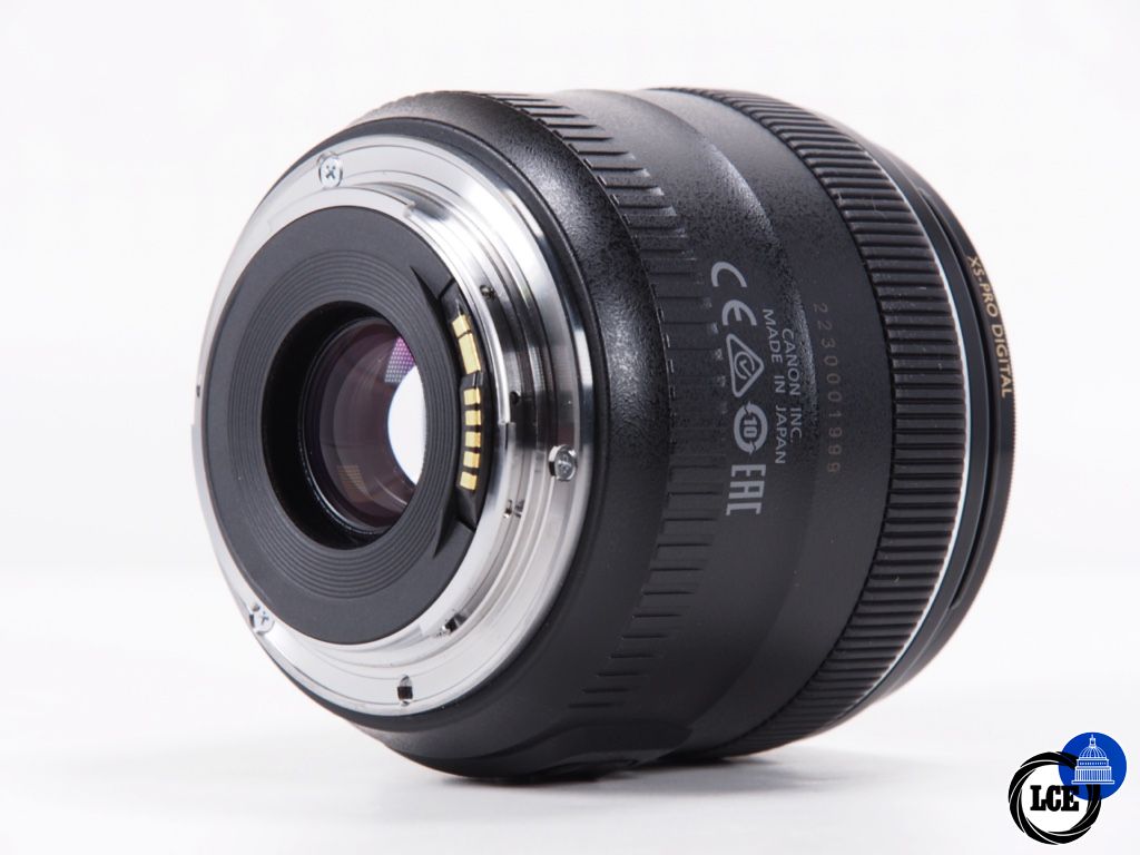 Canon 35mm F2 IS USM EF