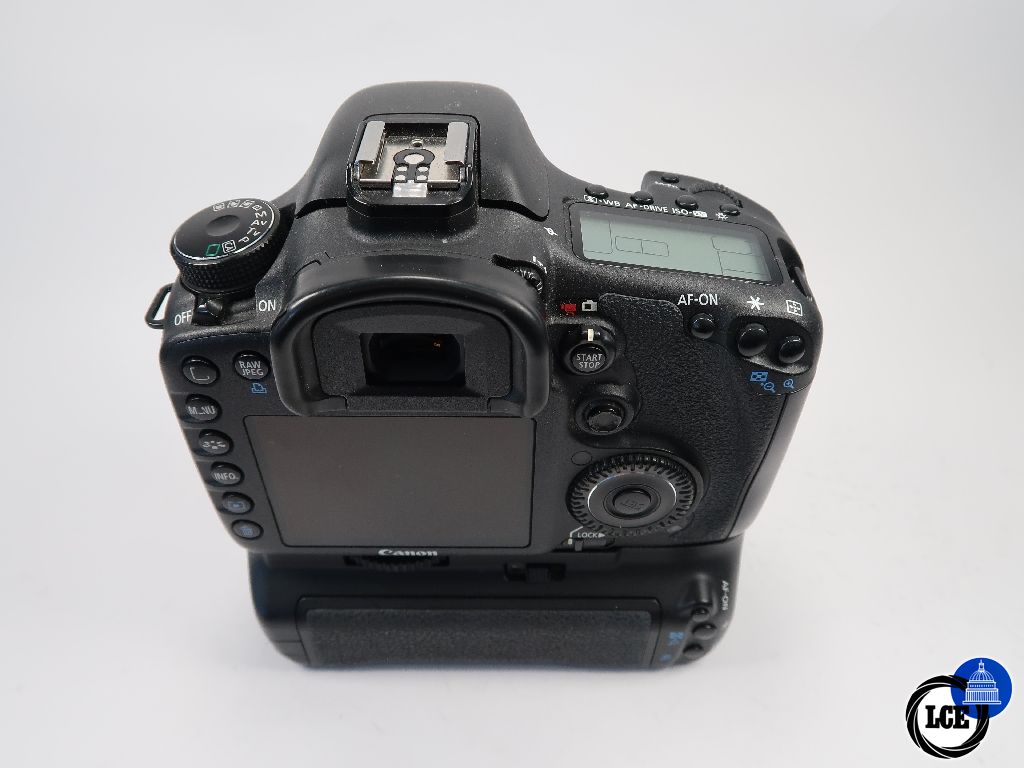 Canon EOS 7D + BG-E7
