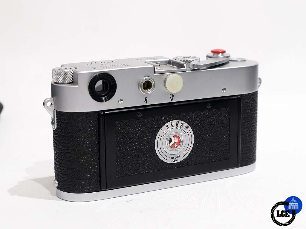 Leica M3 D/S + Collapsible Summicron 5cm f2
