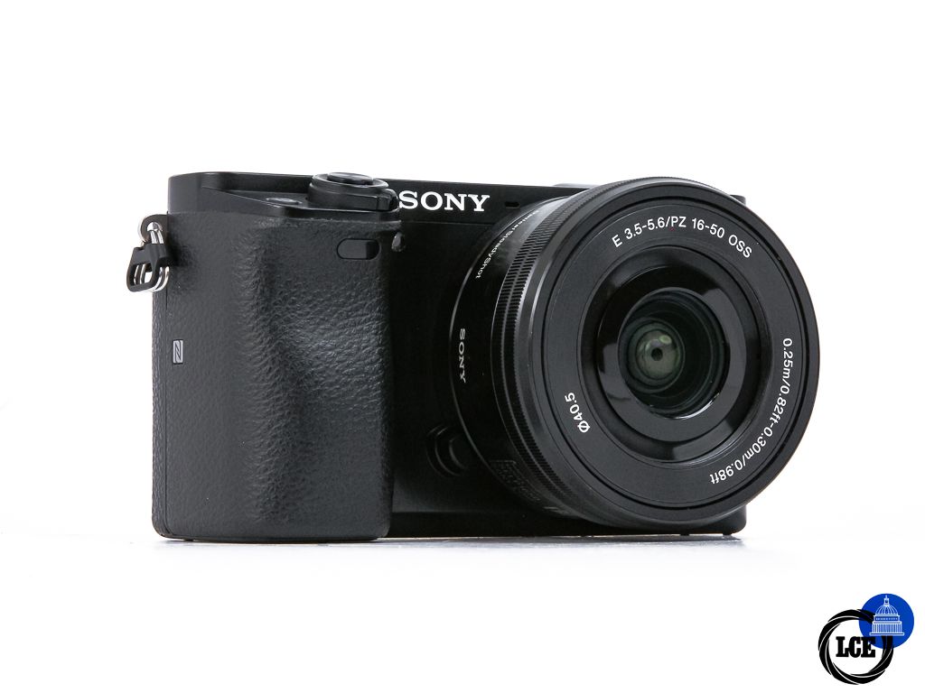 Sony A6000 + 16-50mm OSS **18k Shutter Count**