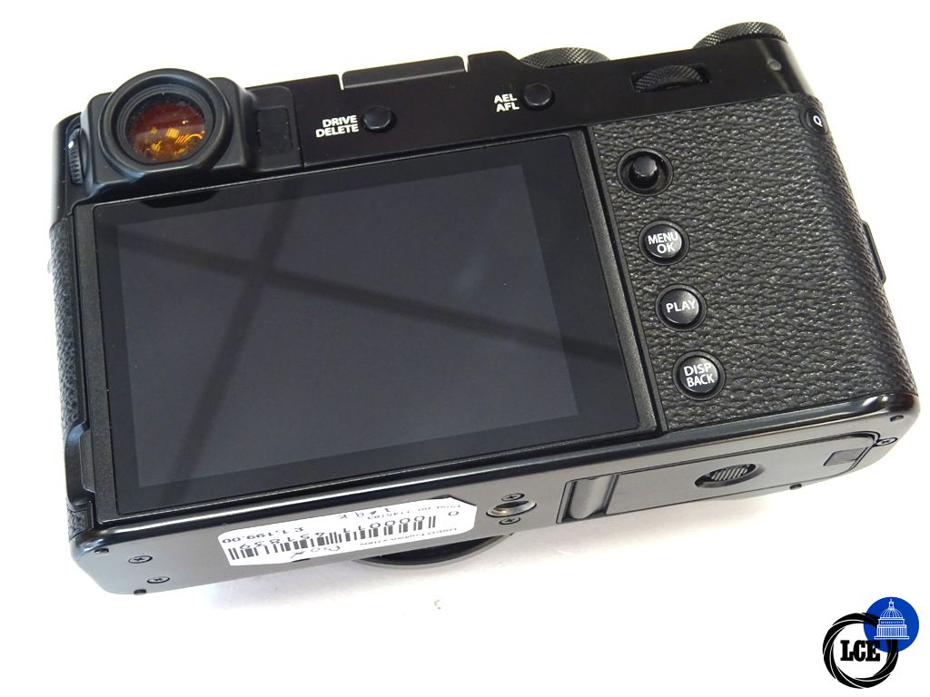 FujiFilm X100V 