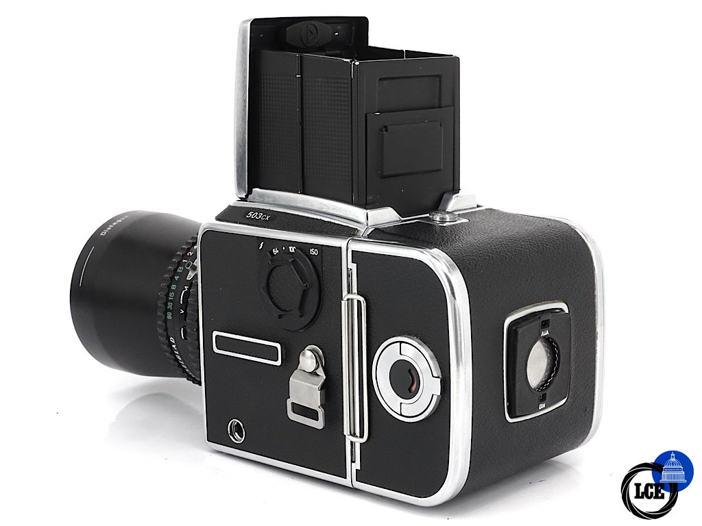 Hasselblad 503CX + A12 Back + WLF + Zeiss Distagon 50mm F4 | 3*