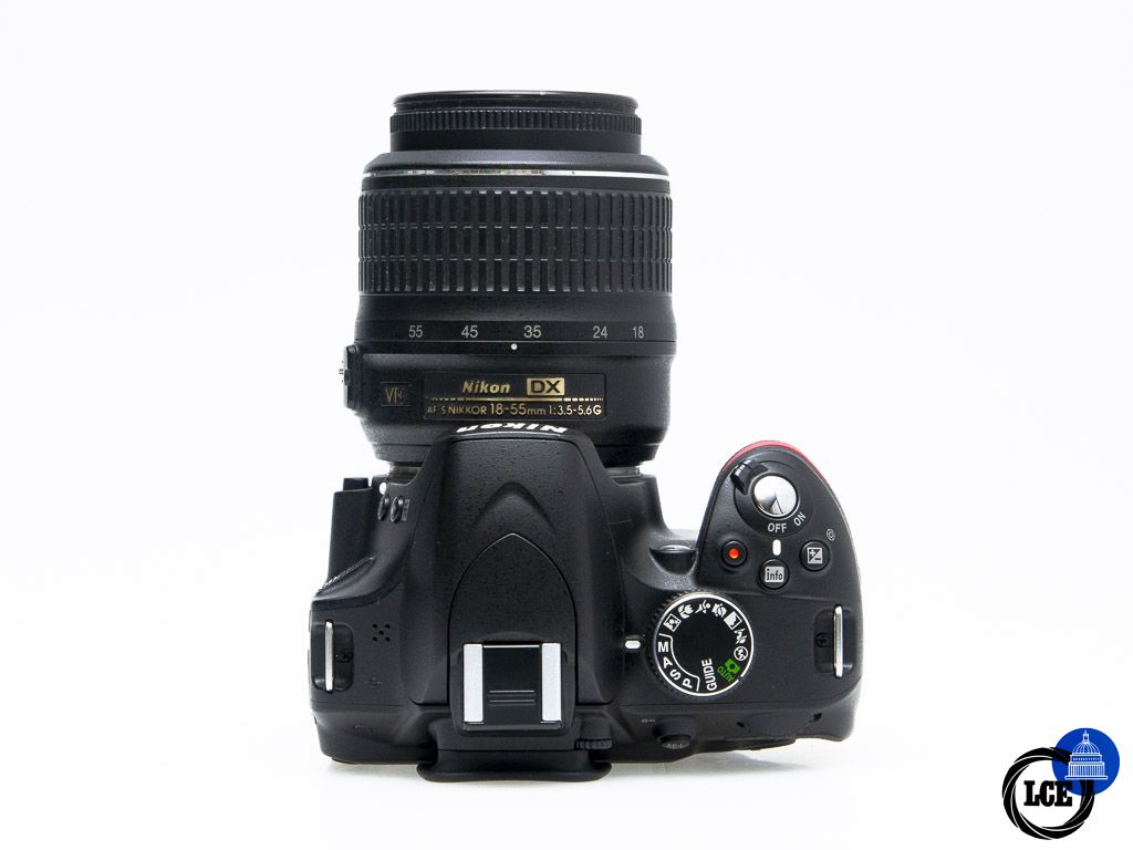Nikon D3200 + 18-55mm DX VR