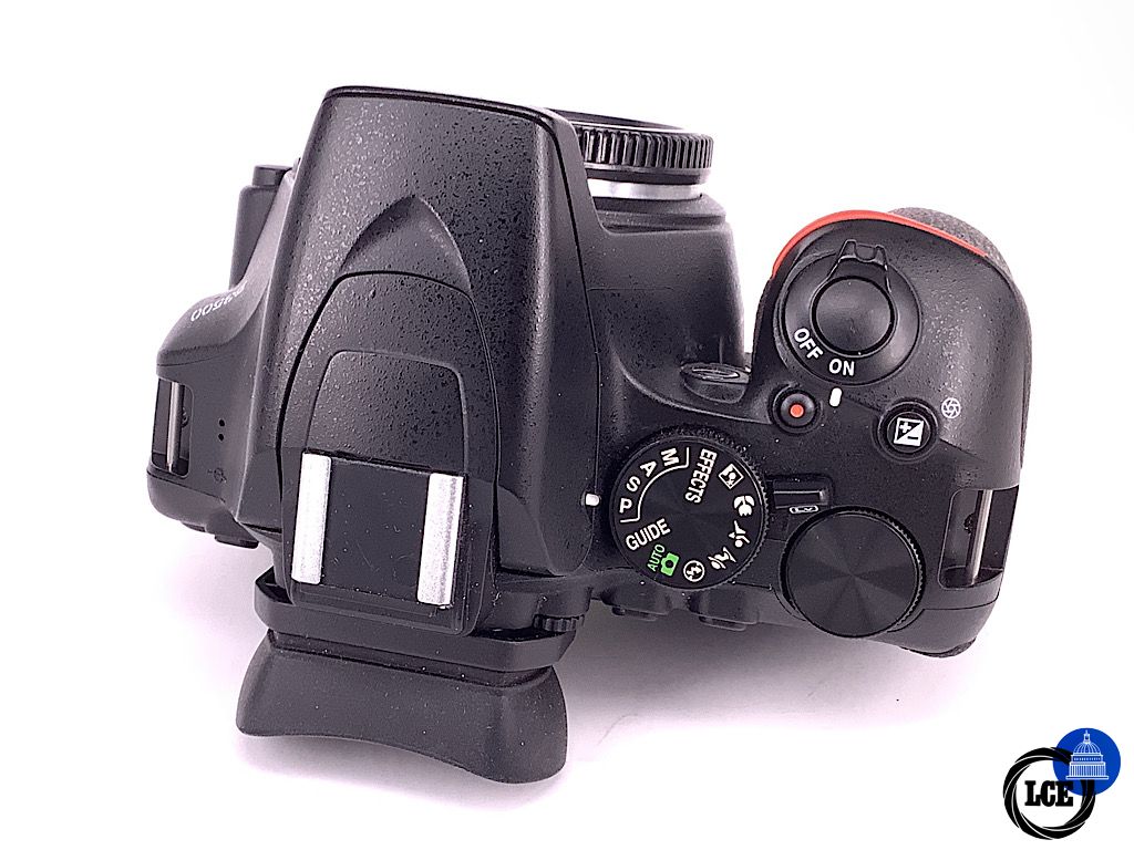 Nikon D3500 body