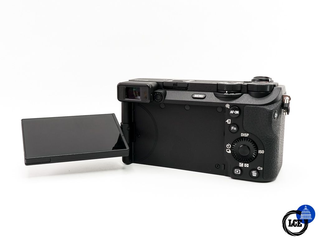 Sony A6700 Body * LIKE NEW *
