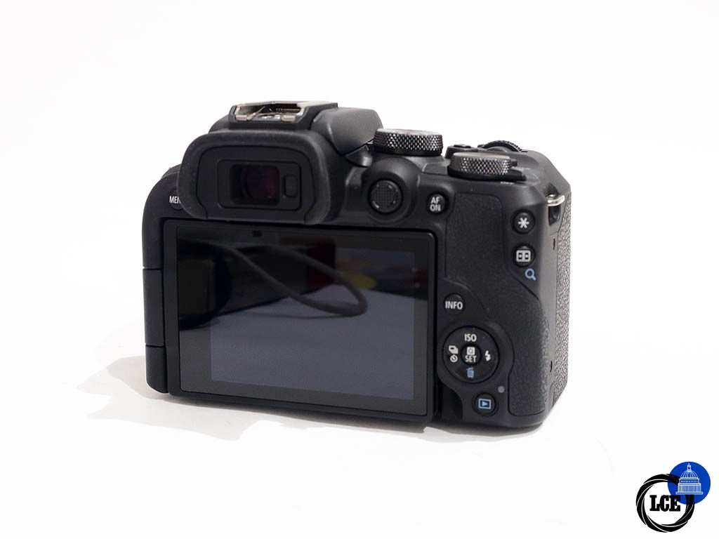 Canon EOS R10 + 18-150mm ** 2000 Actuations **