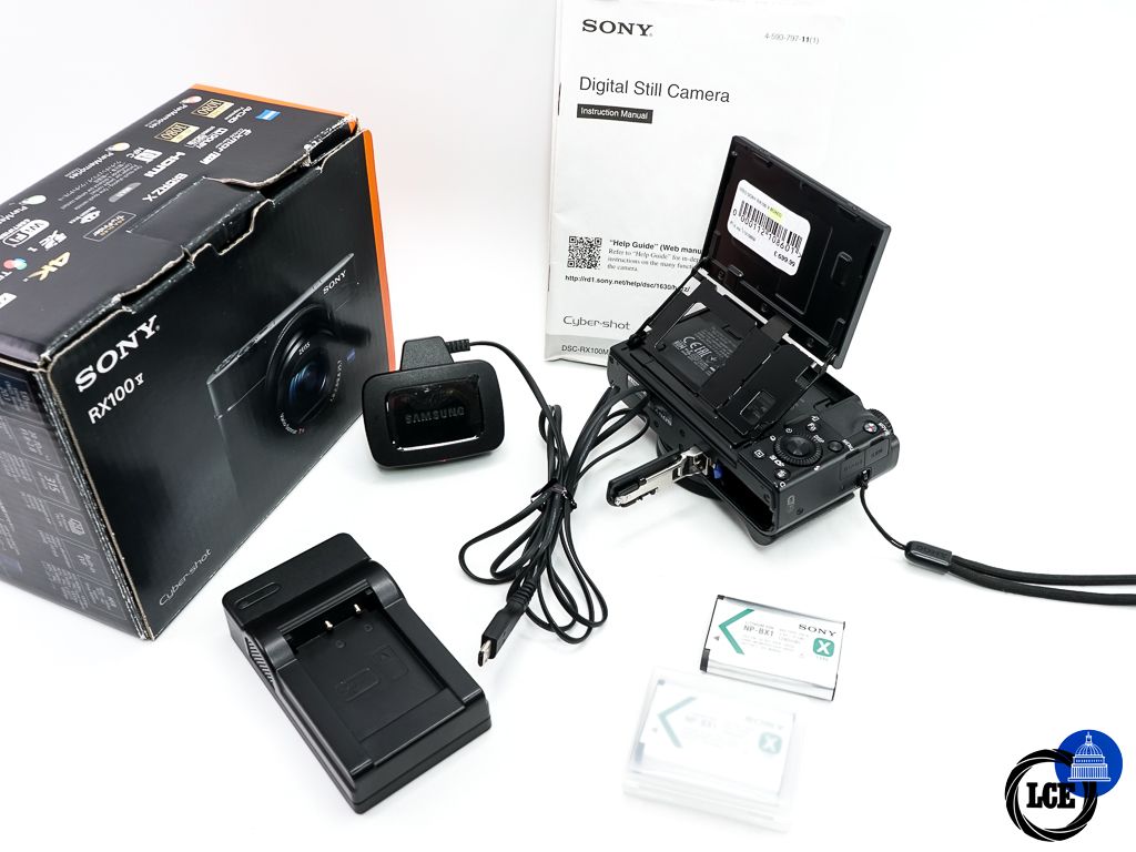 Sony RX100 M5 * BOXED *
