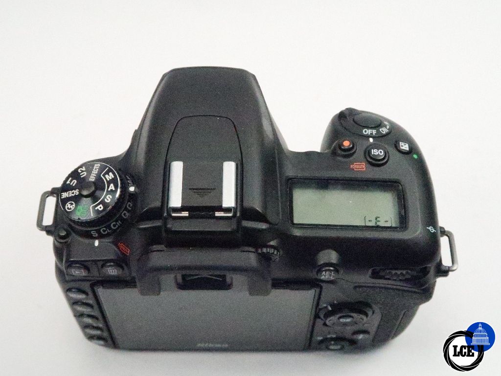 Nikon D7500