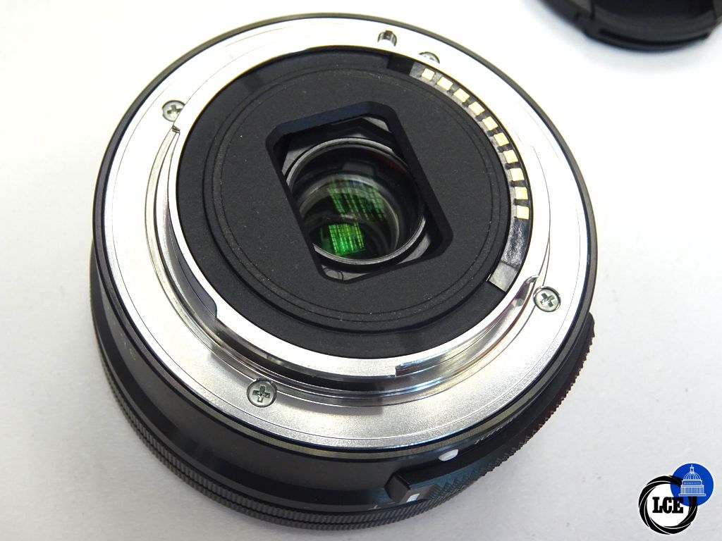 Sony 16-50mm f 3.5-5.6/PZ OSS E 