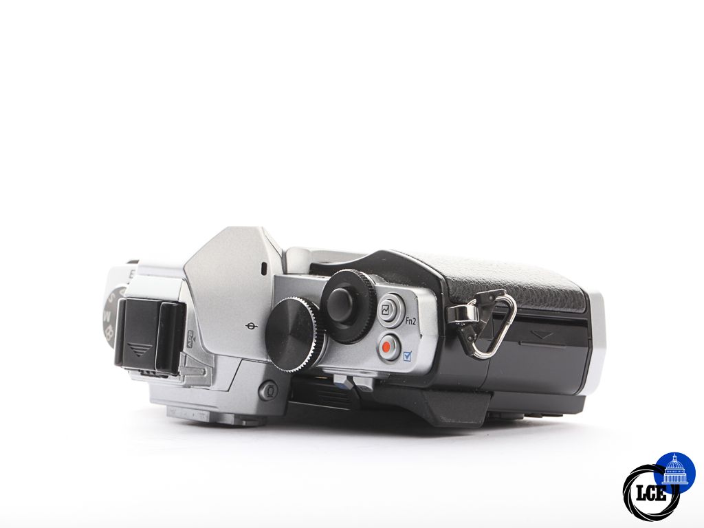 Olympus E-M5 Body | 10114573
