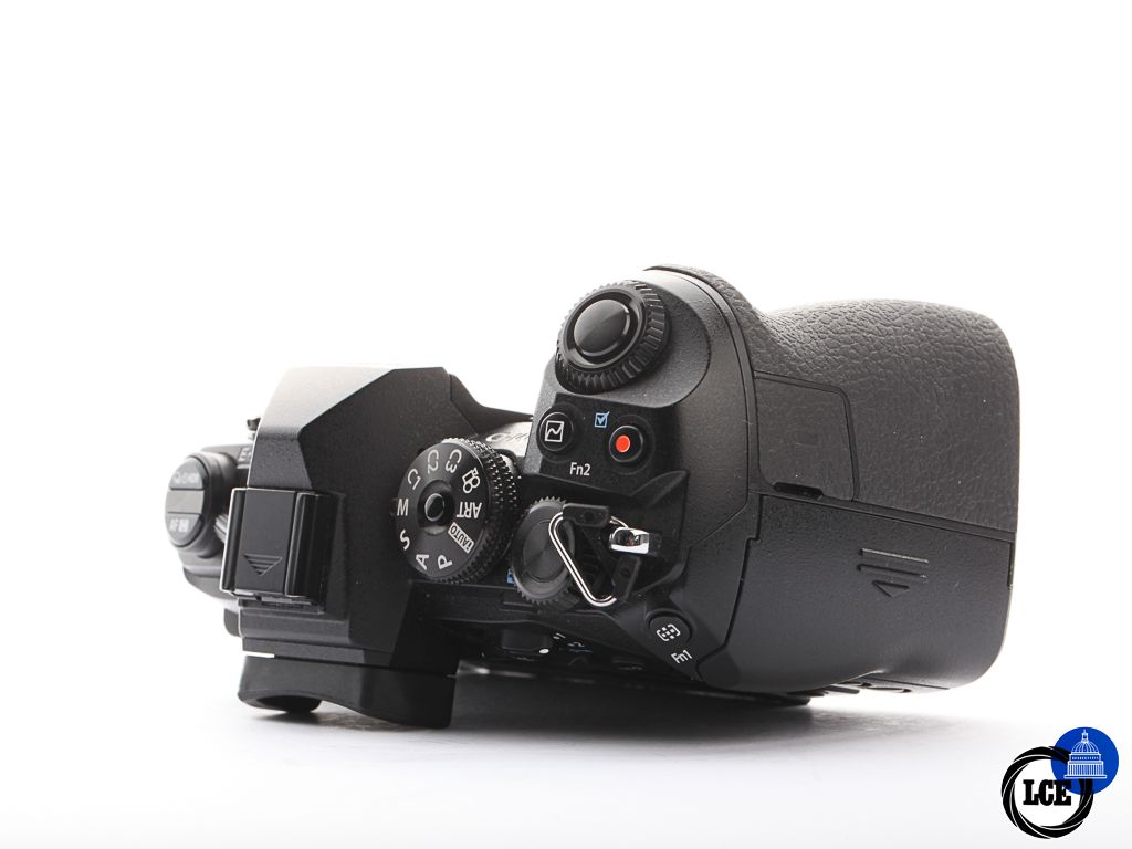 Olympus OM-D E-M1 II Body | 10114642